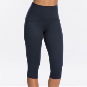 spanx active compression knee pant